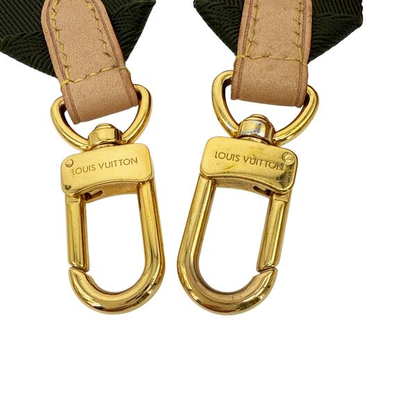 LOUIS VUITTON Bandoulière Strap in Khaki - Picture 10 of 11